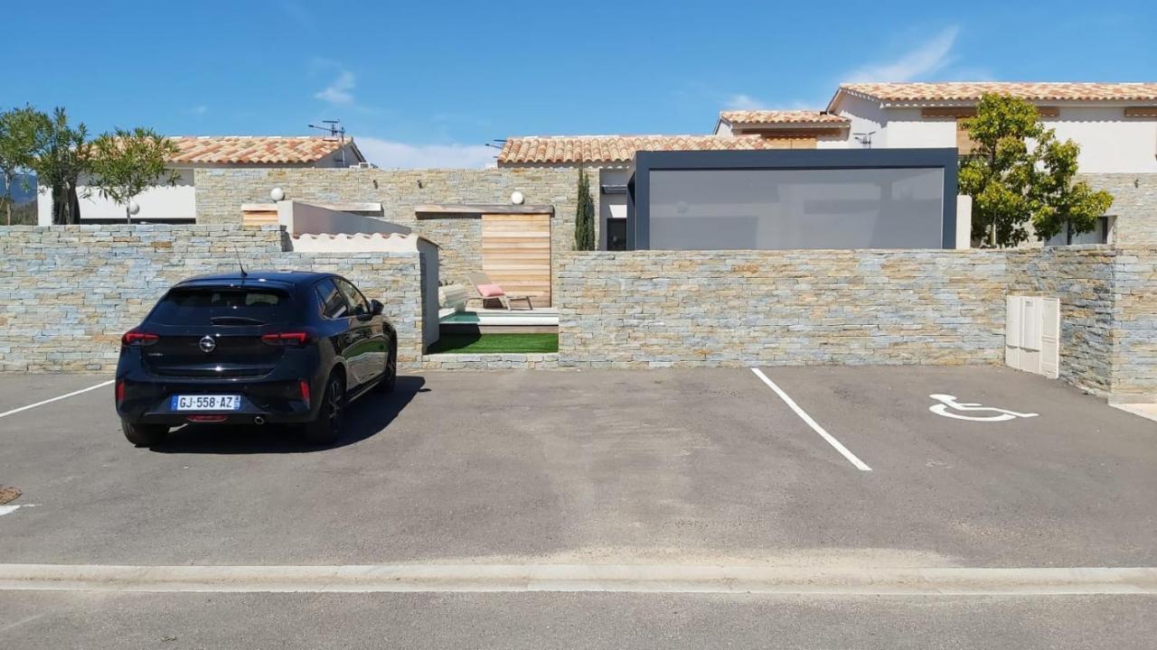 Villa Home Holiday A Cala Rossa Lecci Exterior foto